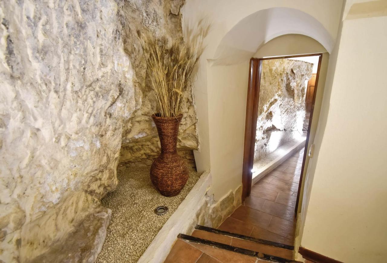 Domum In Petra Casa Nella Roccia Self Check - In Vila Modica Exterior foto